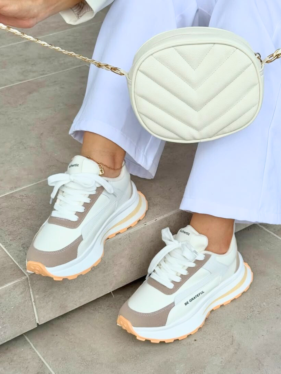 Tenis Deportivos Loren Dama – Calzado Femenino Moderno y Ligero