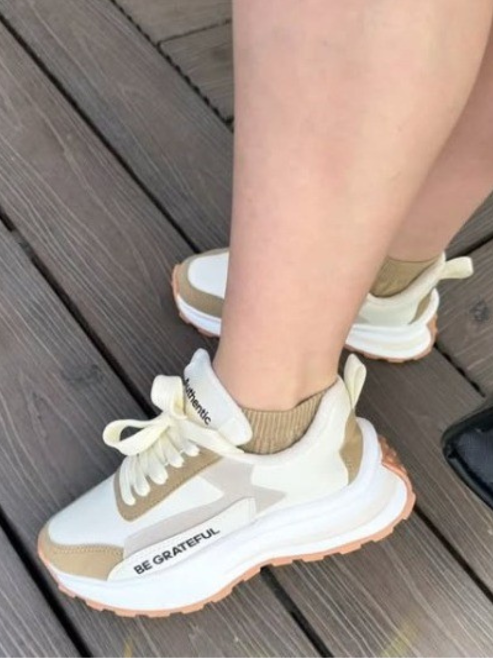 Tenis Deportivos Loren Dama – Calzado Femenino Moderno y Ligero