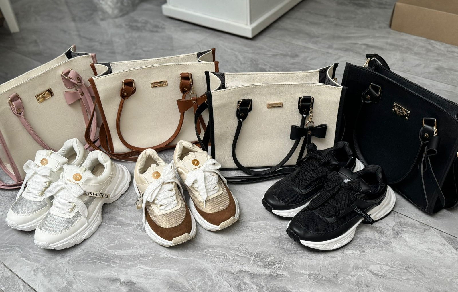 COMBO TENIS+BOLSO COQUETTE+CAJA
